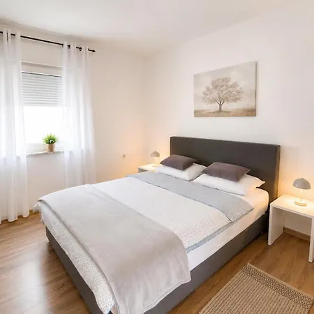 Amal Apartamento Mostar